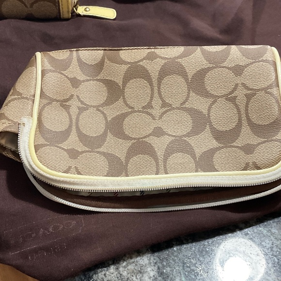 Coach Brown and Cream Tote Bag Set - Picture 2 of 12